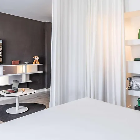 Hotel Novotel Centro 4*